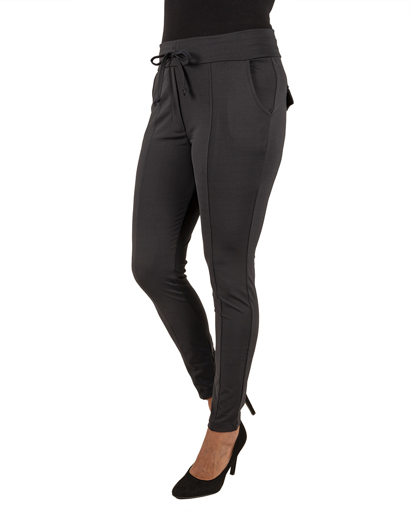 Donkerblauwe travelstof broek van Vera Jo